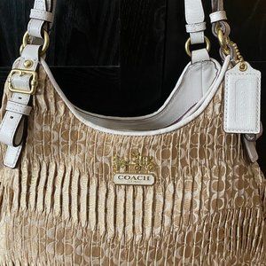 COACH Madison Maggie Gathered Signature #18886